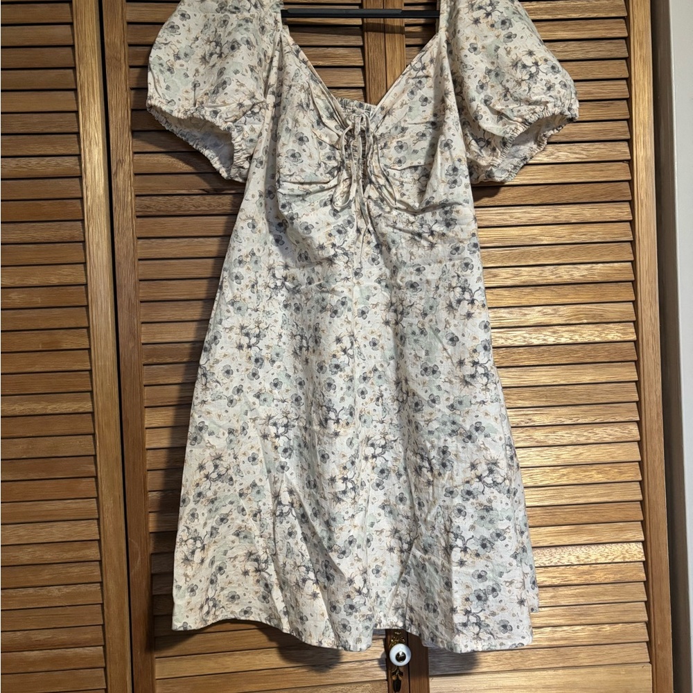 H&M Linen Blend Floral Puff Sleeve Dress